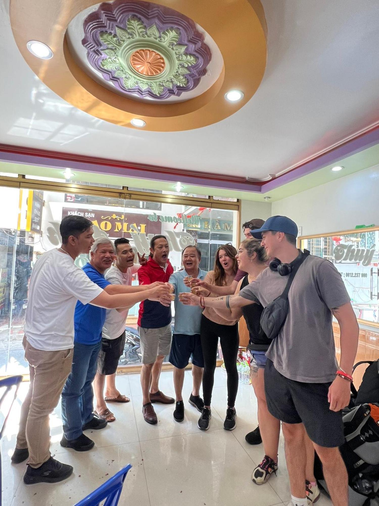Thuy Anh Hotel Cat Ba Dong Khe Sau Εξωτερικό φωτογραφία